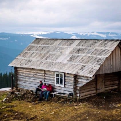 einkehren-einheimischen-traditionelle-gasthoefe-huetten-wanderwege