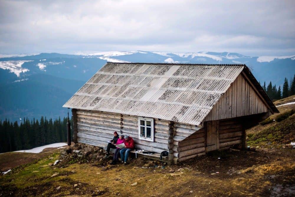 einkehren-einheimischen-traditionelle-gasthoefe-huetten-wanderwege